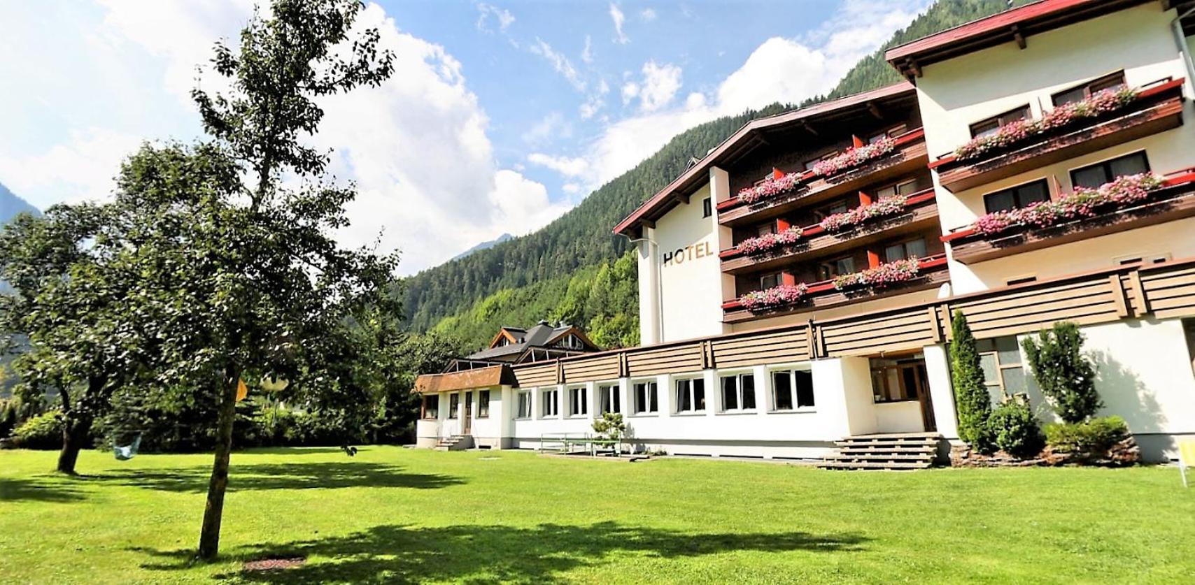 Hotel Kajetansbruecke Pfunds Esterno foto